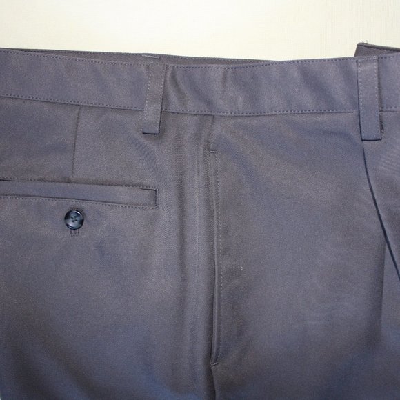 Van Heusen Dark Gray Shorts ~30~ - Picture 2 of 9